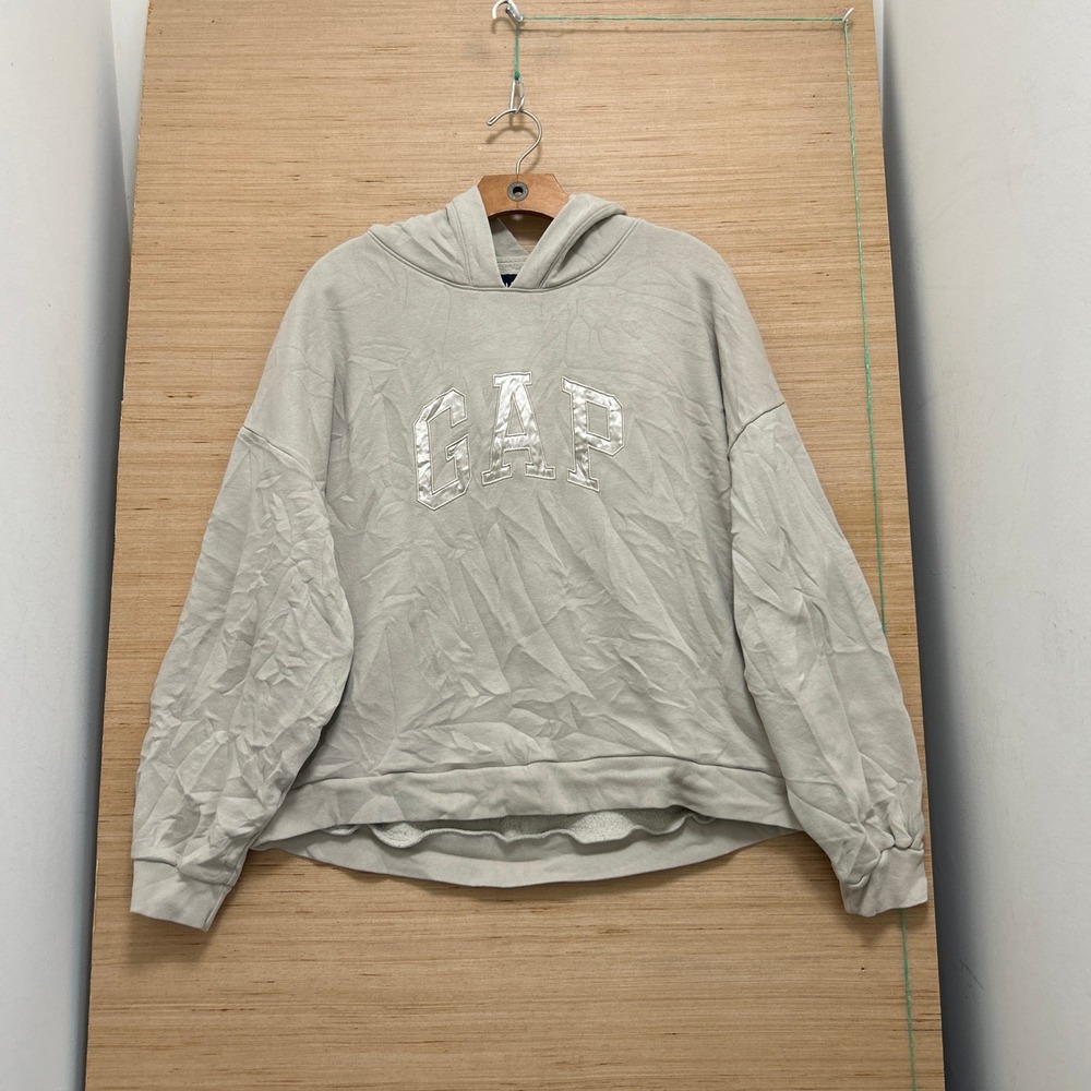 GAP Womens Relaxed Cropped Hoodie Beige Satin Logo Pullover Sweatshirt Medium